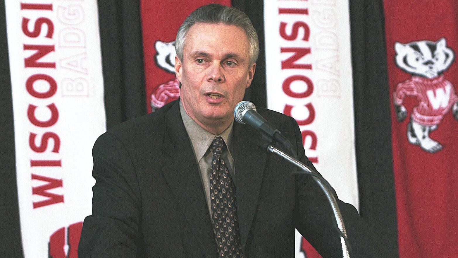 10 key moments on Bo Ryan’s path to the Naismith Hall of Fame
